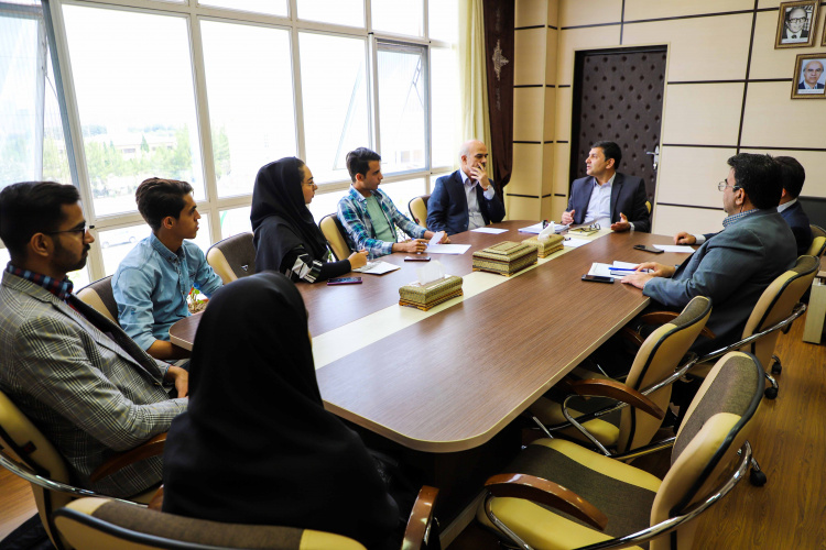 دیدار اعضای شورای صنفی دانشجویان با رئیس دانشگاه بیرجند